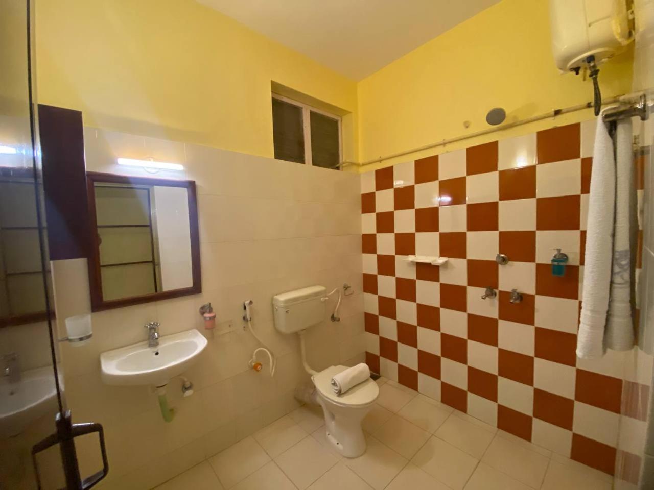 Karma Beach Resort Kovalam Phòng bức ảnh