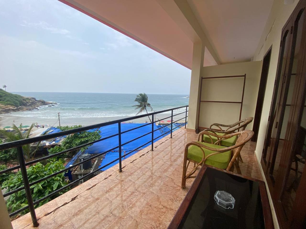 Karma Beach Resort Kovalam Phòng bức ảnh